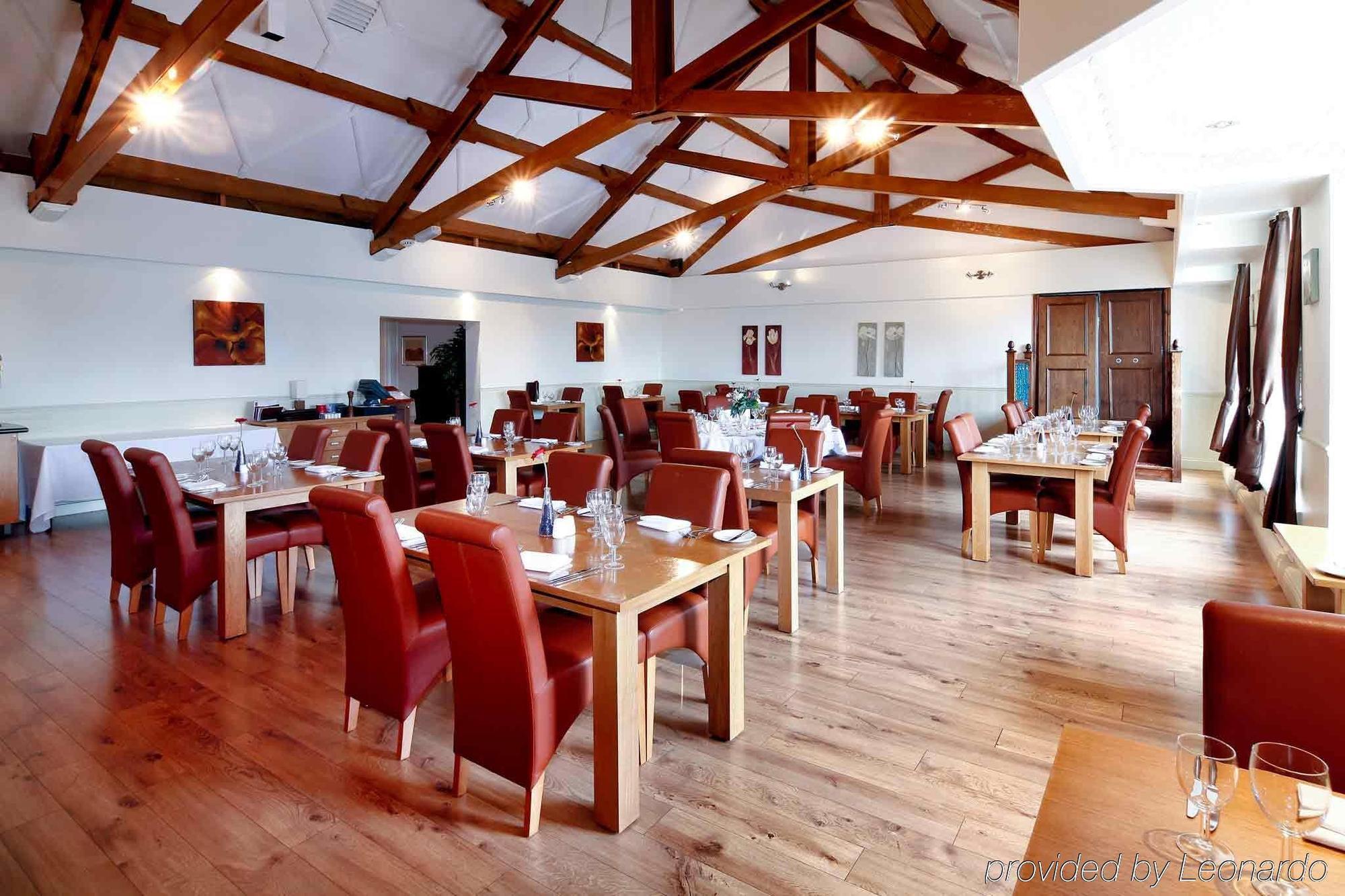 South Marston Hotel And Leisure Club Swindon Restoran gambar